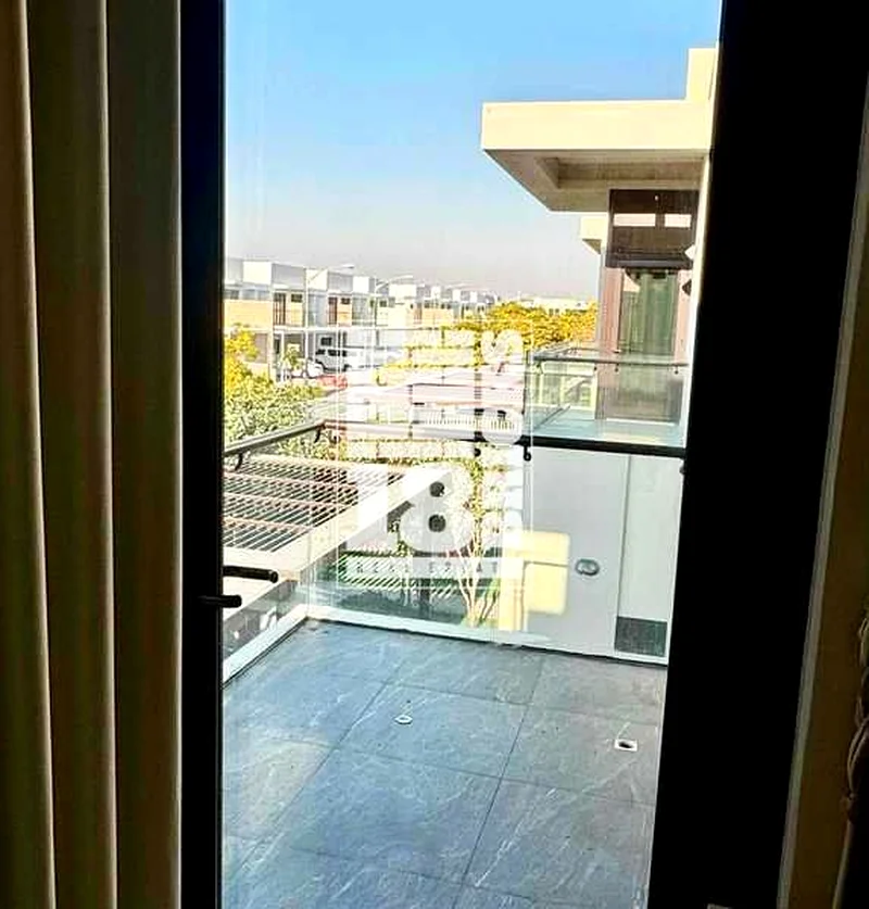 Modern 3-Bedroom + Maid | Direct Park Access | VOT63738389331969112