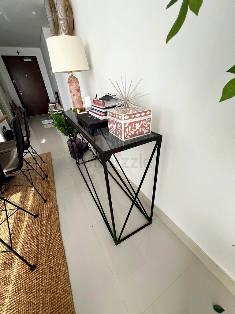 Brand New Stylish Black Console Table with Modern Design63179863186306111