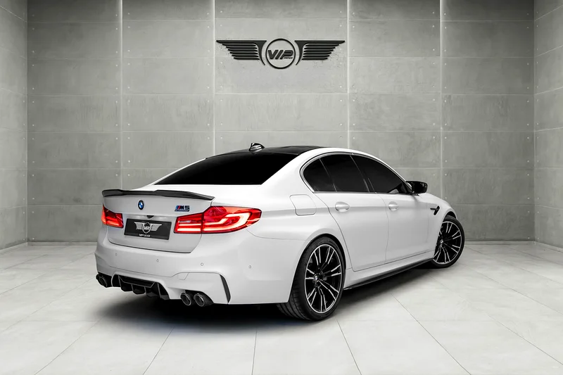 بي إم دبليو M5 Competition مع نظام عادم أكاربوفيتش، المواصفات لدول مجلس التعاون الخليجي، الضمان والخدمة من AGMC63161068592642113