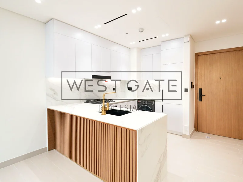 1br Appartment | Next to exit | Brand New | Negotiable63798818396162114