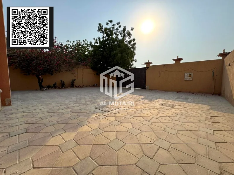 Villa for sale in Al Muwaihat 3 – Excellent finishing, including electricity, water, and air conditioning  🔹 Specifications: • 5 master bedrooms • Ma63871293387907110