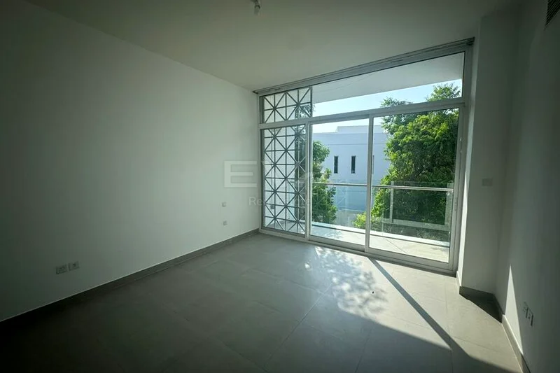 Semi-detached | Type B | Vacant | Ready to Move63239061821569111