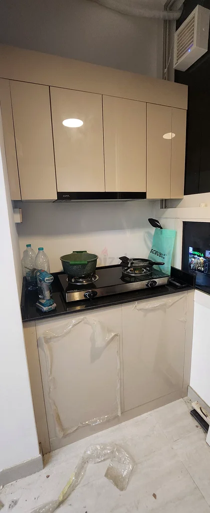 Sleek Modern Kitchen Cabinet Set for Sale!63220326957954112