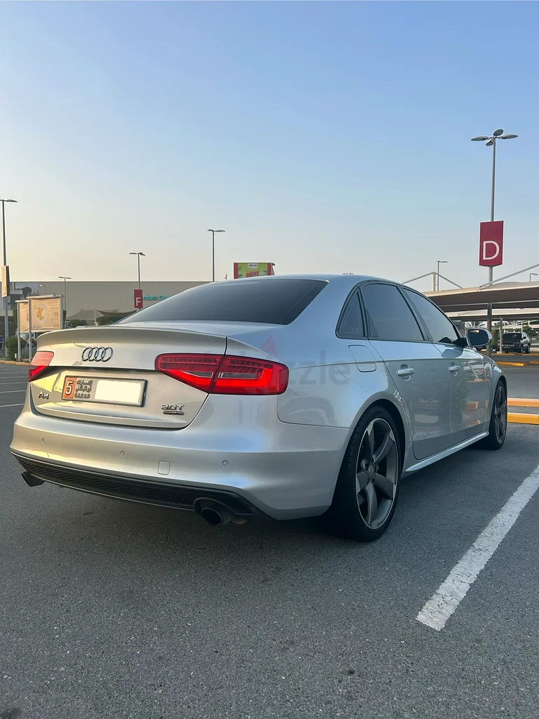 أودي A4 S-Line، مواصفات دول مجلس التعاون الخليجي، أوتوماتيكي S-Tronic، بدون حوادث63224789941123114