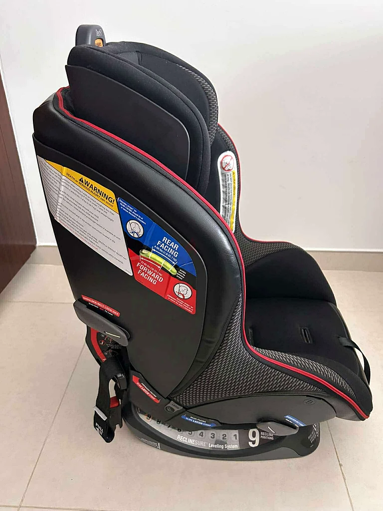 CHICCO CAR SEAT and CAM STROLLER63206394671747113