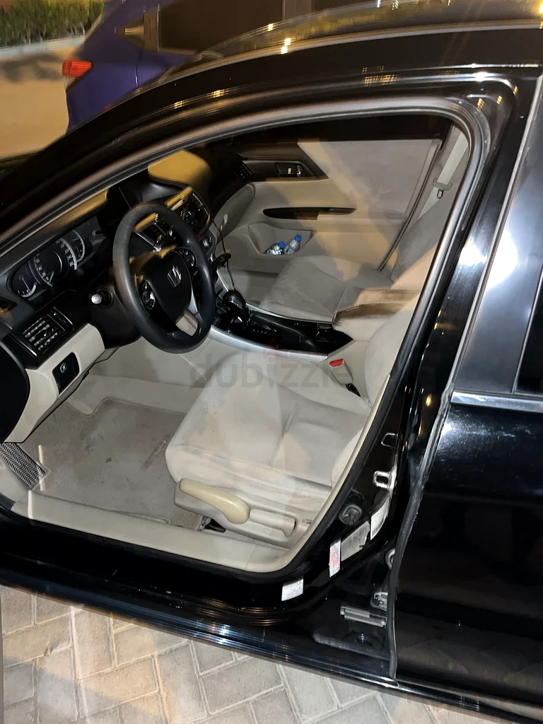 Honda Accord 2013 great condition- just renewed registration- new tires63154163640066111