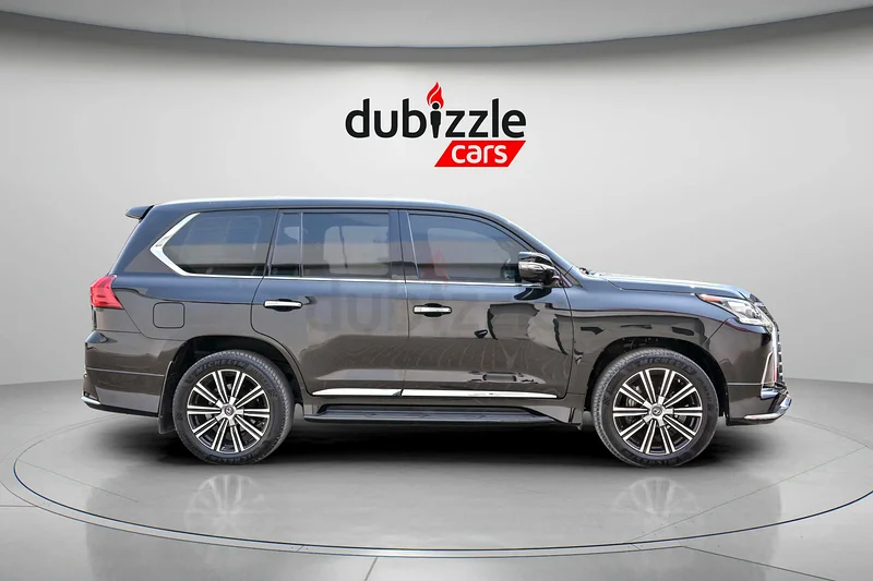 AED 4331/month | 2021 Lexus LX570 Platinum | GCC Specs | Ref#34465663226215697667113