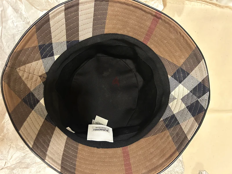 Burberry Bucket Hat Size M- Preloved63239614926466113