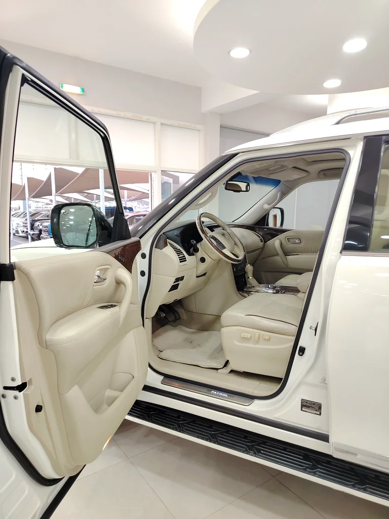 Nissan patrol SE63156991434241114