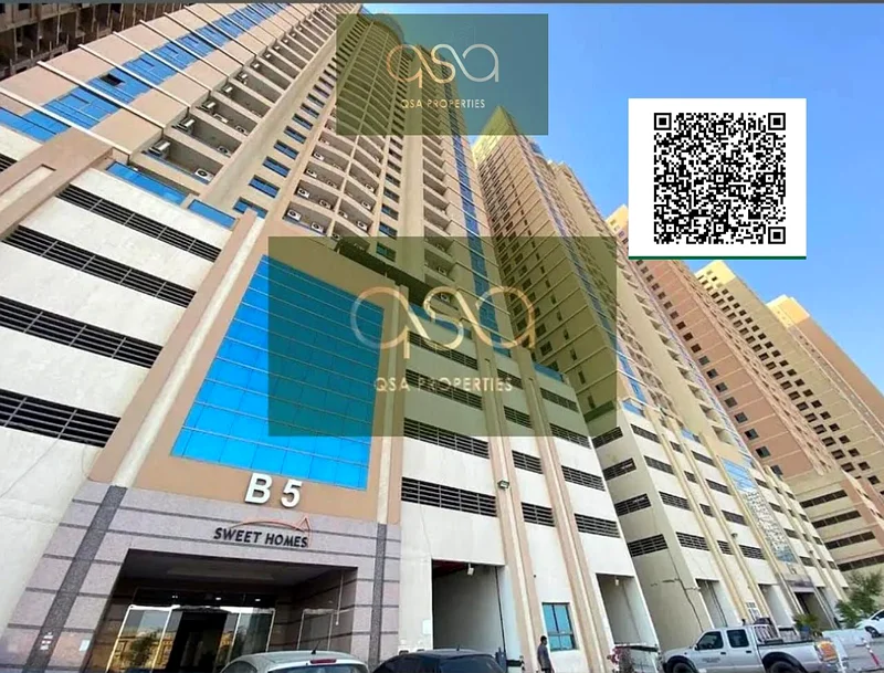 شقة مكونة من غرفتي نوم، وحمامين، ومطبخ مغلق، بإطلالة على الحديقة، قريبة من دبي63170847263361111