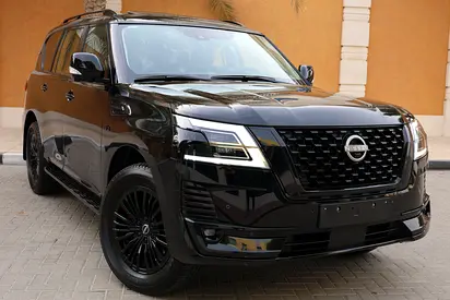 NISSAN Patrol-2024-LE PLATINUM-BLACK EDITION-33000KM-UNDER WARRANTY-GCC SPECS