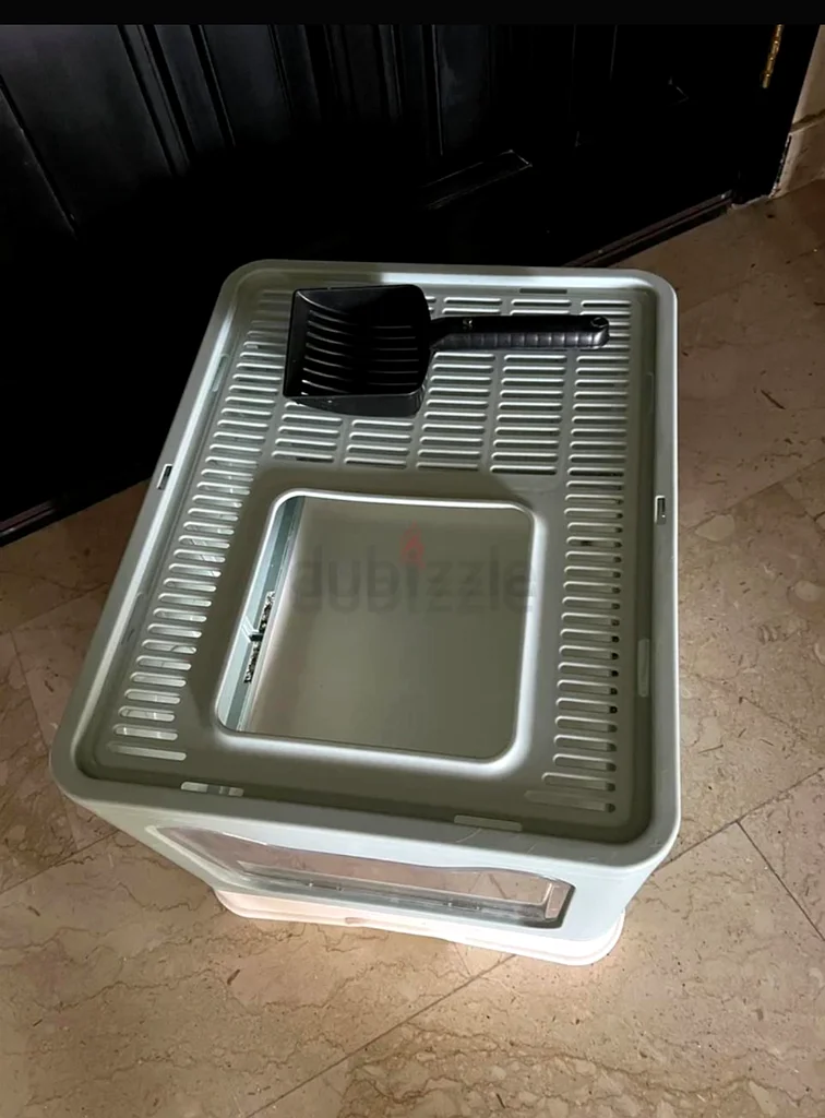 Cat litter box632346181880331129