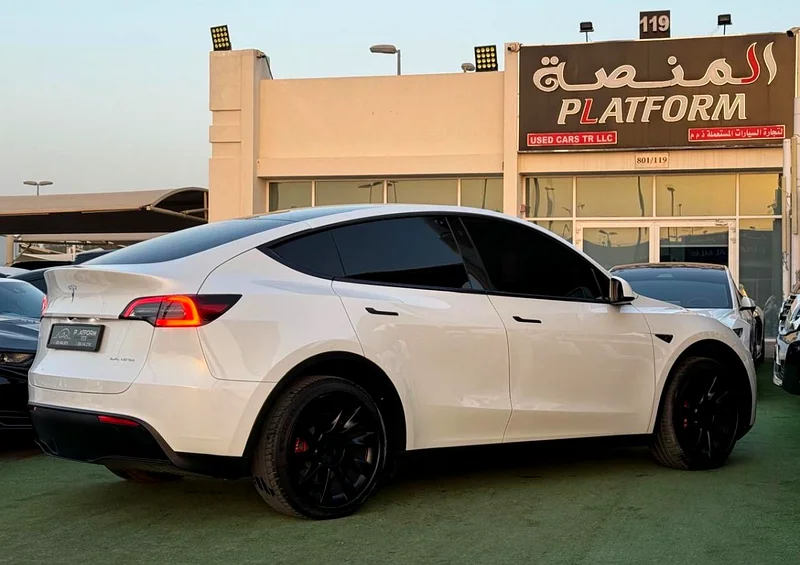 Tesla Y long range 2022 gcc original paint under warranty تسلا Y لونغ رنج موديل ٢٠٢٢ خليجي صبغ وكالة63134989524226111