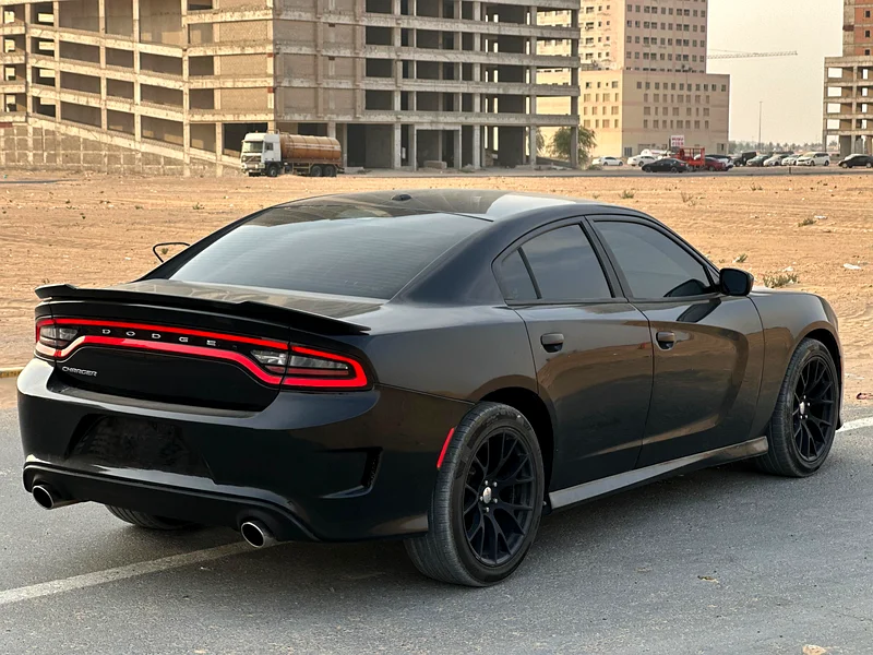 2015 Dodge Charger V6 SXT – Canadian Import
Converted to SRT Body Kit – Excellent Condition63172196354947112