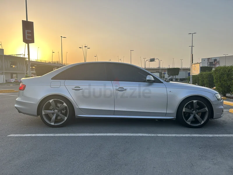 أودي A4 S-Line، مواصفات دول مجلس التعاون الخليجي، أوتوماتيكي S-Tronic، بدون حوادث63224789941123113