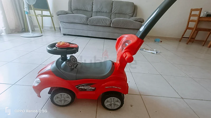 Exciting Red Ride-On Car for Your Little One!63196131829121110