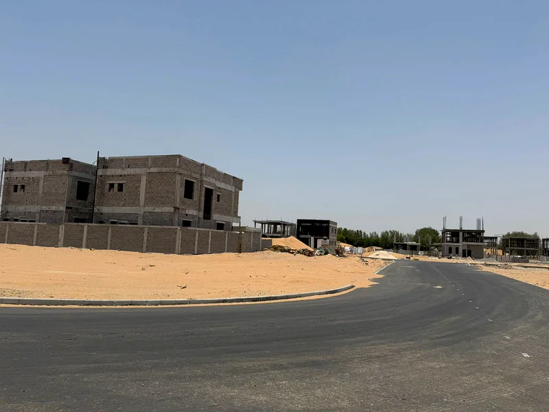 أرض سكنية ملكية خاصة في منطقة السرة - 280 مترًا مربعًا - أم القيوين63184695377281111