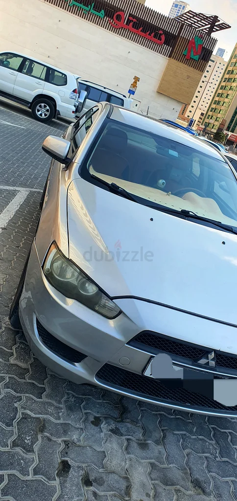 سيارة بحالة جيدة وبيع عاجل. والسعر قابل للتفاوض63224310344835112