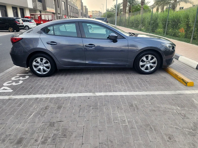 سعر ثابت 2016 مازدا 3 سعة 1.6 لتر || مواصفات خليجية || صيانة جيدة، خالية من الحوادث بنسبة 100٪63135491761538112