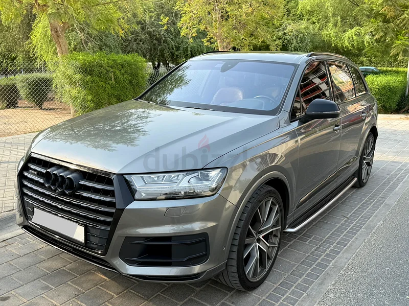 أودي كيو7 2018، فئة S لاين بريميوم V6 بشاحن فائق، مع عجلات أودي سبورت مقاس 22 بوصة، حالة ممتازة، داخلي وخارجي مثالي632272515633941126