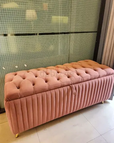 Elegant Blush Pink Velvet Storage Bench