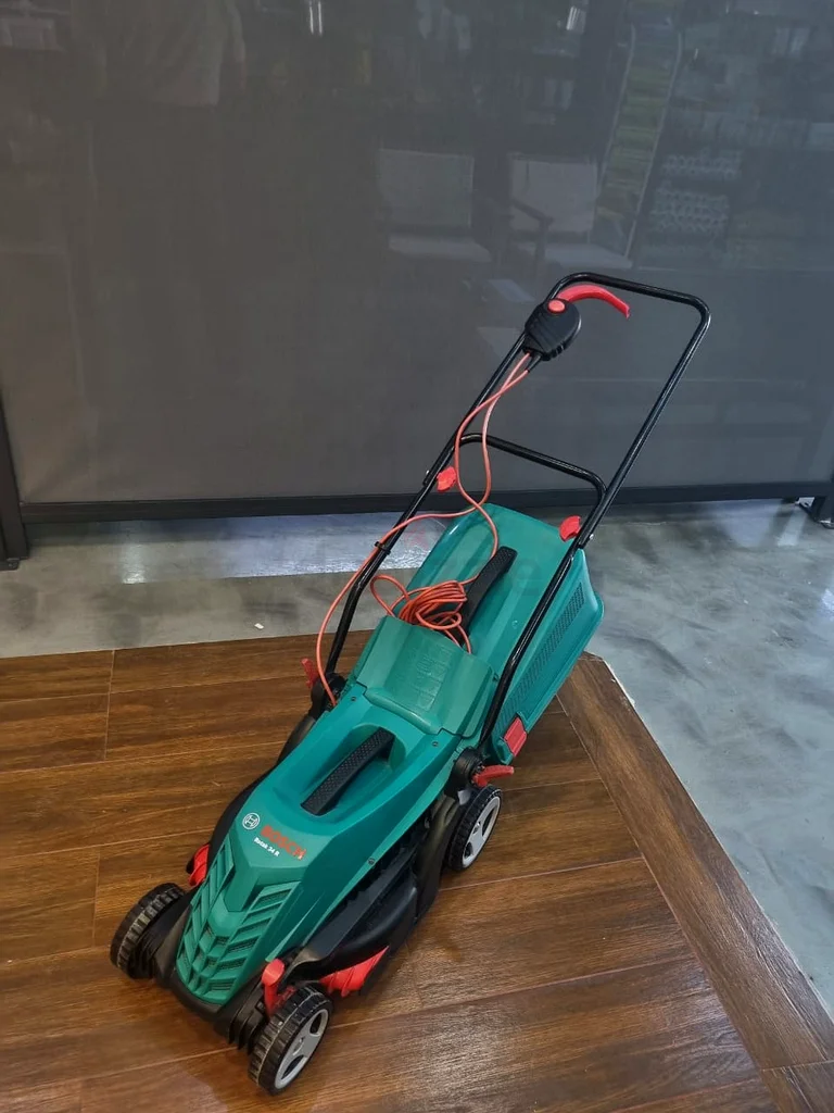Rotak 34R Lawn Mower - Display piece (Brand New)63252941163907114