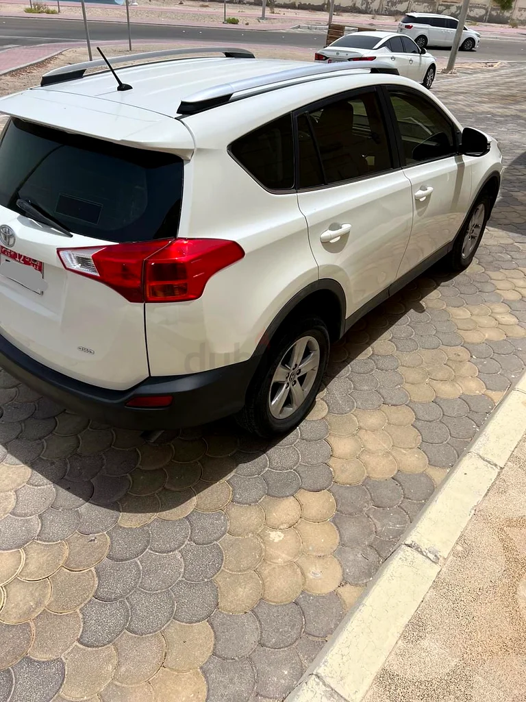abudhabi , banyas63146741461377111