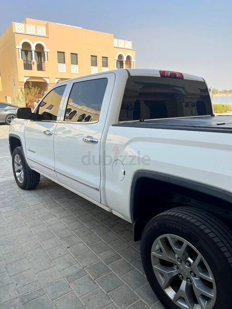 GMC Sierra SLT V8 6.2 | Clean, Well Maintained, Rare63174775967489117