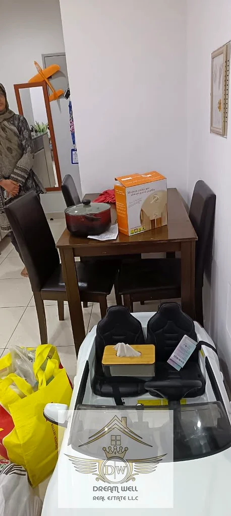 شقة بغرفة نوم واحدة ومطبخ مغلق متاحة للبيع بسعر معقول، مثالية للإستثمار63170847245569114
