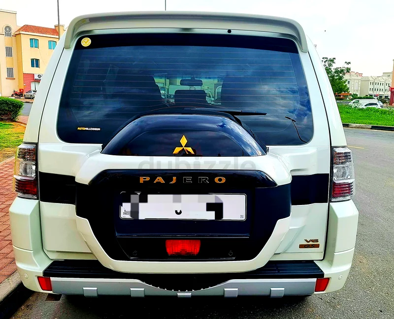2022 Mitsubishi Pajero GLS 3.0L V6 – Full Option | Sunroof | 7-Seater | Excellent Condition63153228346626112
