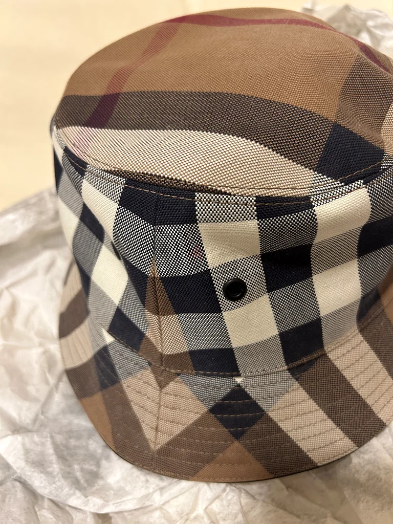 Burberry Bucket Hat Size M- Preloved63239614926466112
