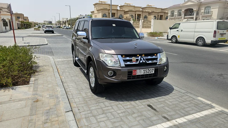 2014 Mitsubishi Pajero full option63152749558401111