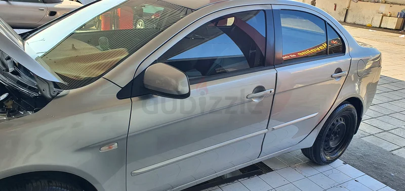 سيارة بحالة جيدة وبيع عاجل. والسعر قابل للتفاوض63224310344835113