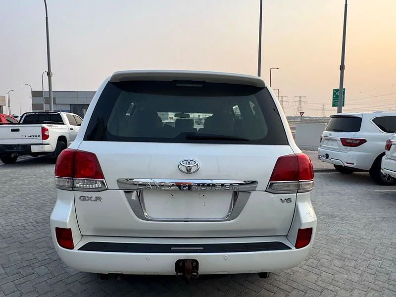 Toyota Land Cruiser GXR V6 Agency Paint63141656681730111