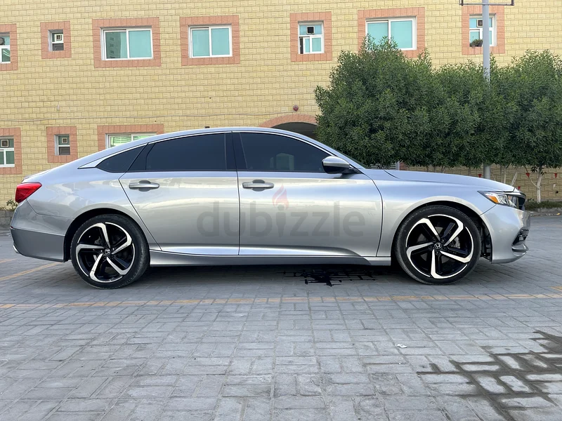 Very less driven honda according to632233151905301129