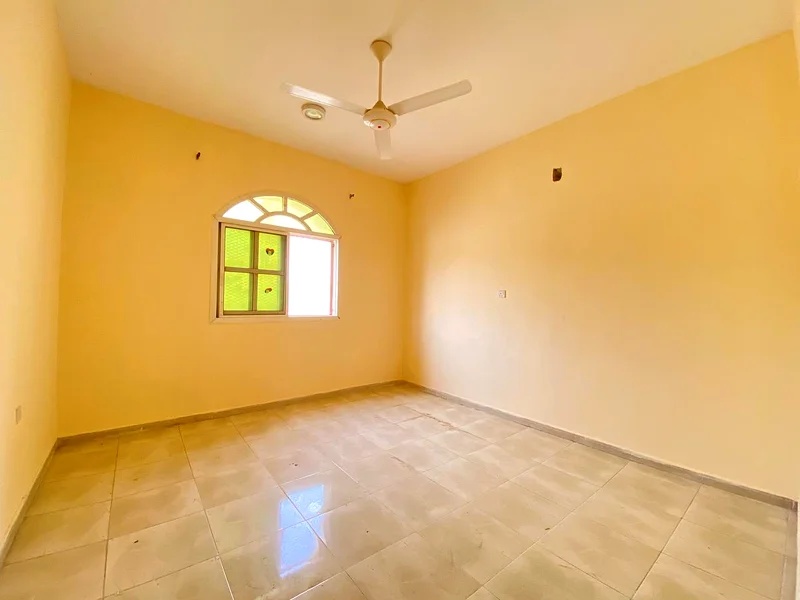 فيلا من طابقين للإيجار في عجمان الروضة-363303019788675113