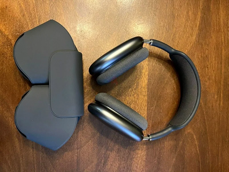 Apple AirPods Max63262942060163112