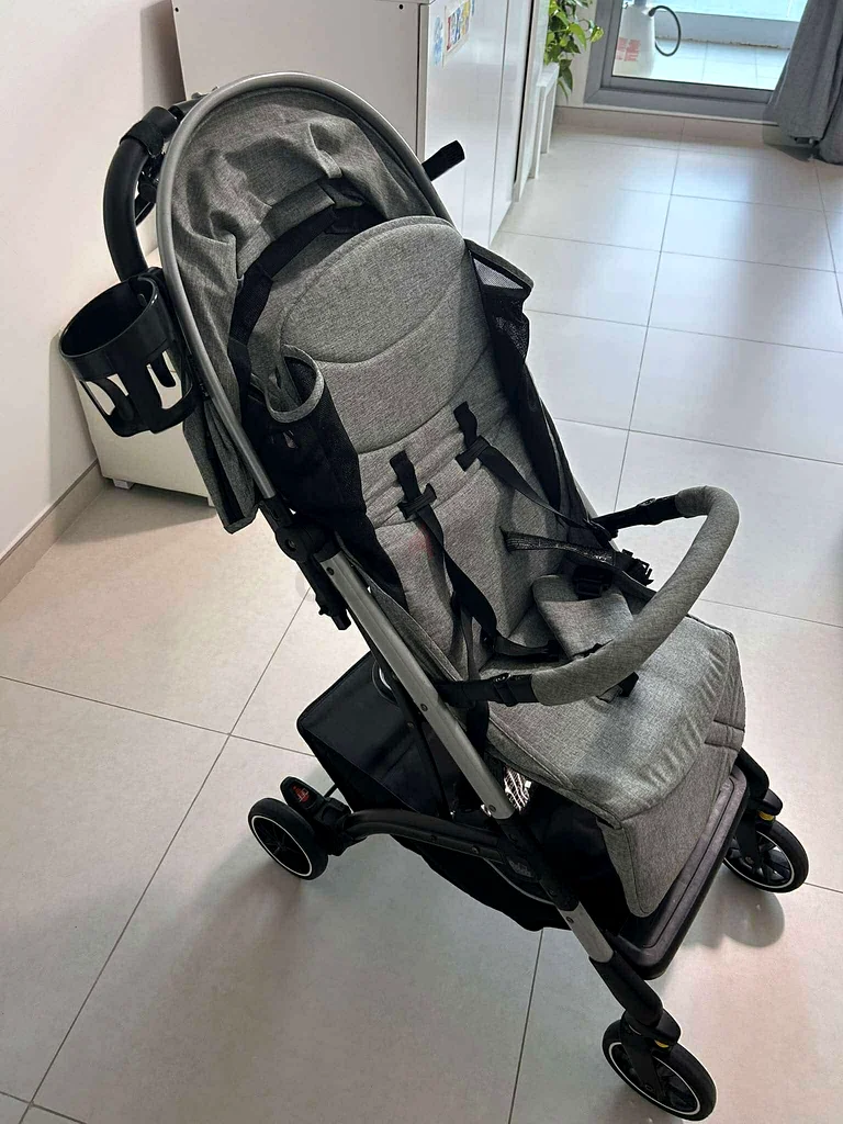 CHICCO CAR SEAT and CAM STROLLER63206394671747114