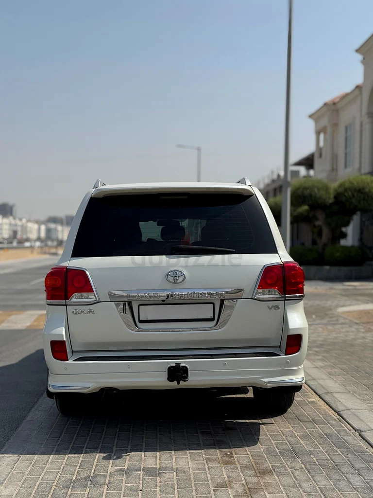 LAND CRUISER GXR V6 -2014 MODEL - GCC - 92000 AED63138718670977114