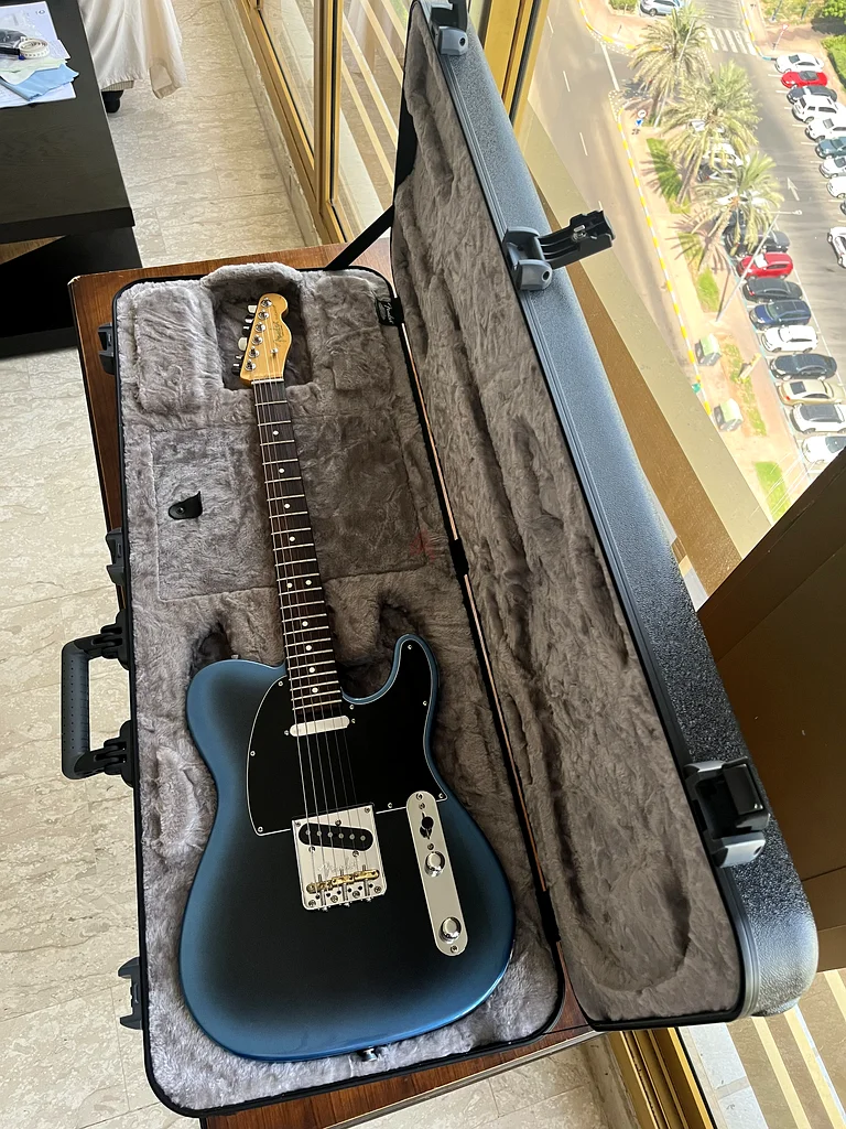 FENDER AMERICAN PROFESSIONAL II TELECASTER63205879524099113