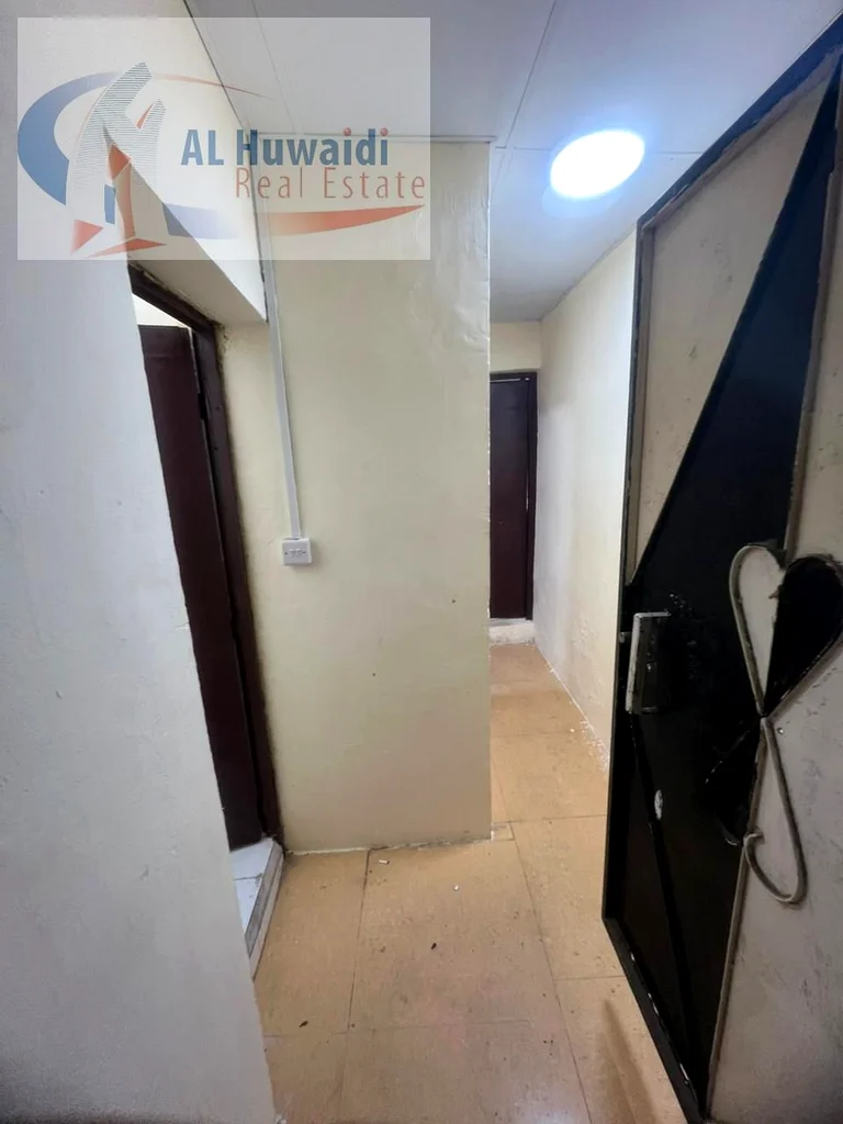 فرصة استثمارية للبيع  
مبنى تجاري وسكني ملكية تامة63195084799745114