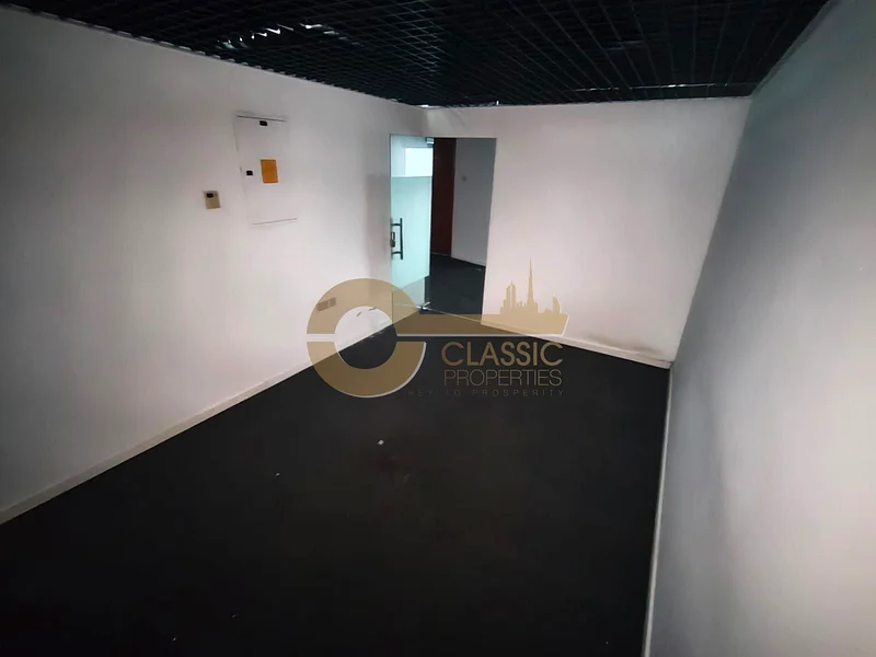 شبه مفروش | شاغر | فرصة استثمارية مثالية63184209804930114