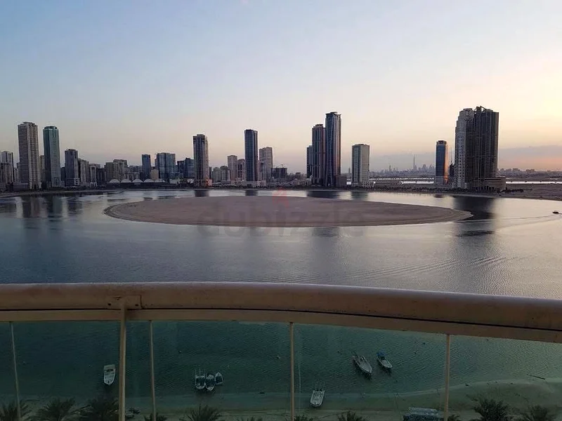 Spacious 3-bedroom apartment with stunning lagoon view - Al Rund Tower, Alkhan, Sharjah63295523340419111