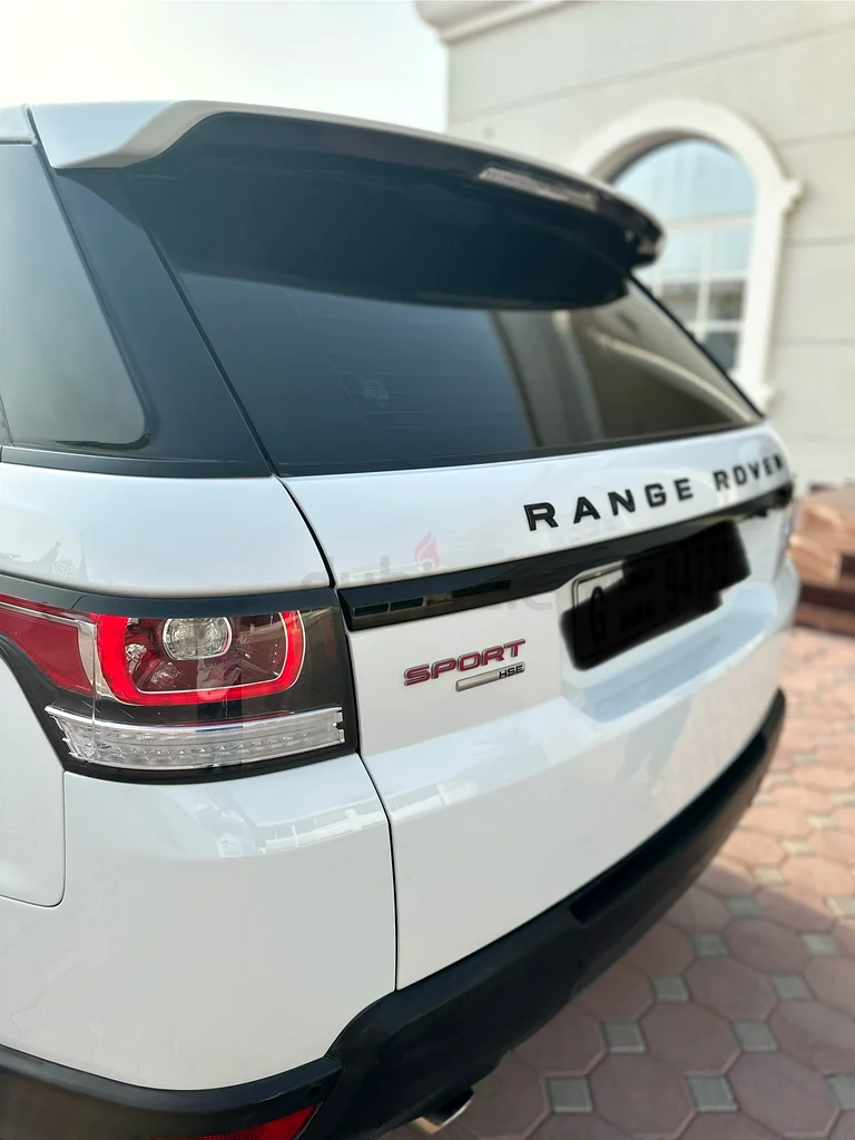 2017 Range Rover Sport | GCC Spec | Single Owner | Lady Driven | Excellent Condition63158800244610112