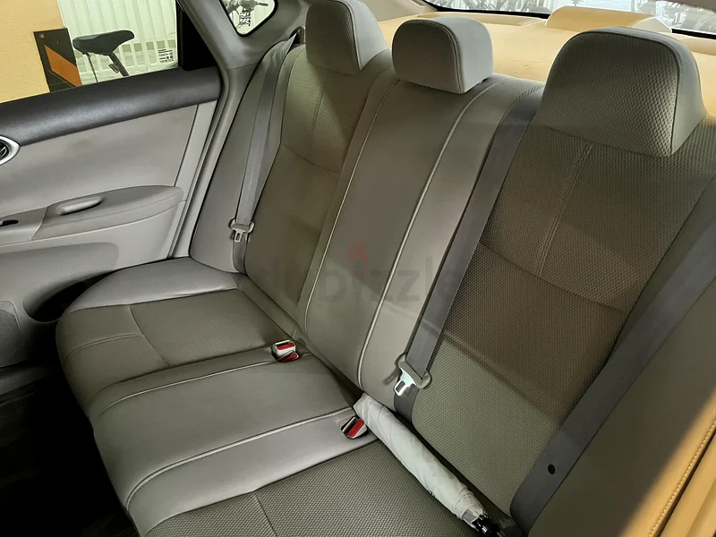 Clean Nissan sentra for sale63149119996419113