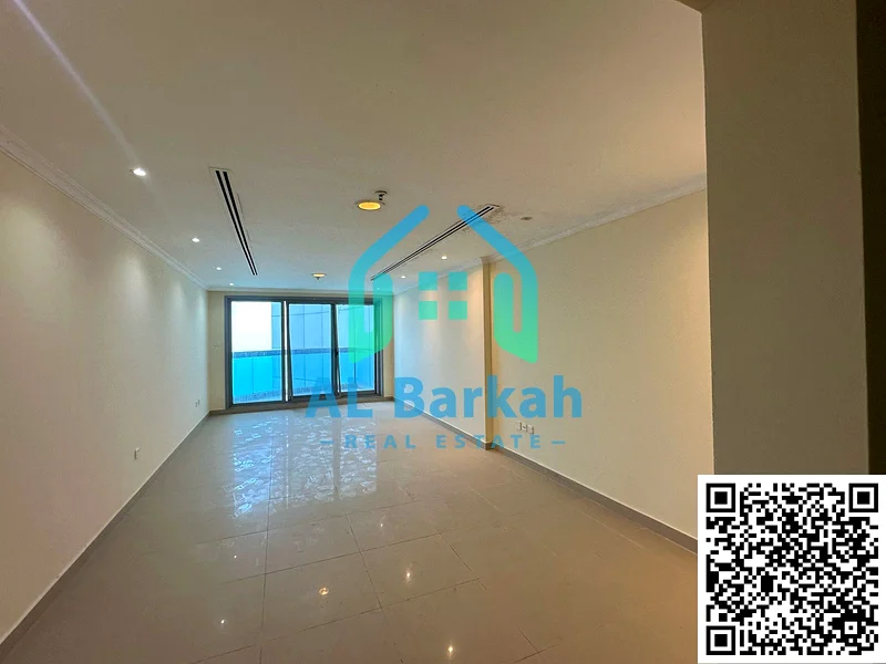 لبيع نقداً – شقة واسعة في برج الكورنيش، عجمان63170398912769114