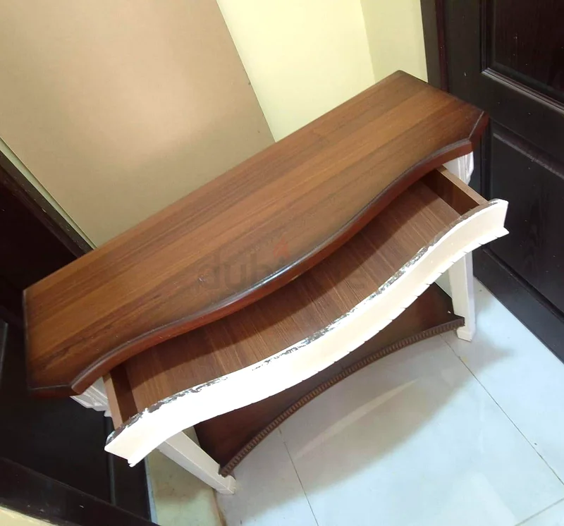 طاولة كونسول خشبية63216347052930111