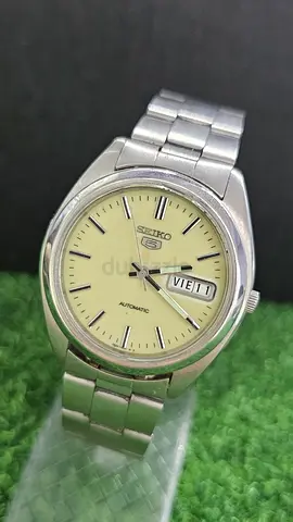 Vintage Seiko 5 Automatic Japan made Mens Watch for sale (USED)