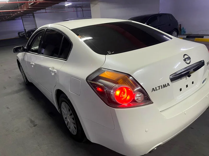 Nissan Altima 2012 GCC super clean63150026183555112