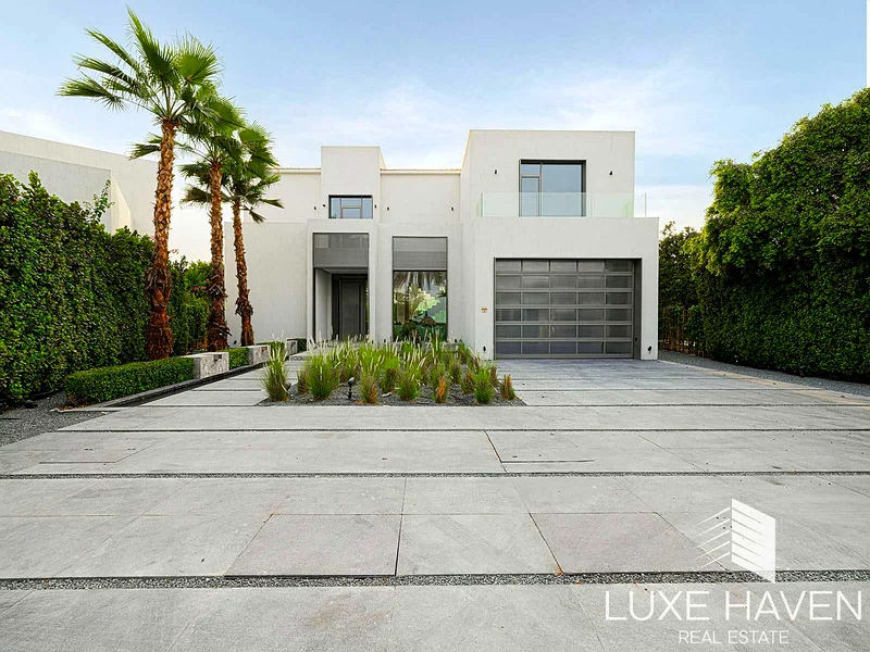 Furnished | 5 Beds | Massive Plot63724602240769112
